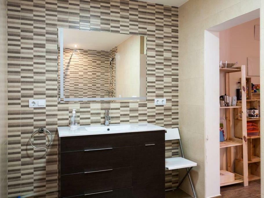 Apartamento En Casa Historica En La Playa 瓦伦西亚 外观 照片